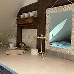 Дом отдыха Urikivi House Orjaku