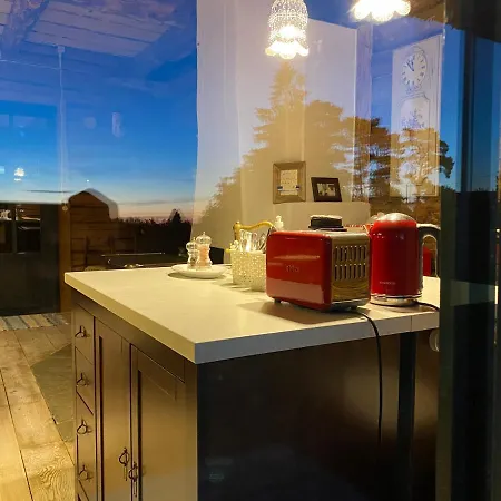 Urikivi House * Orjaku