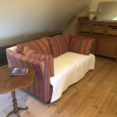 Urikivi House Puhkemaja Orjaku