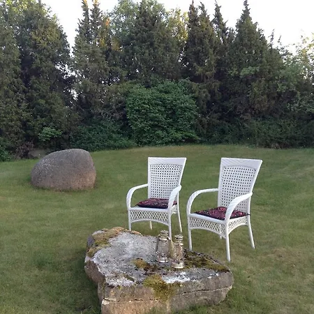 Urikivi House * Orjaku