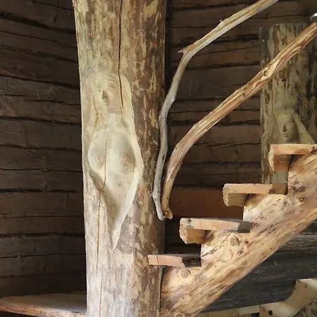 Urikivi House *